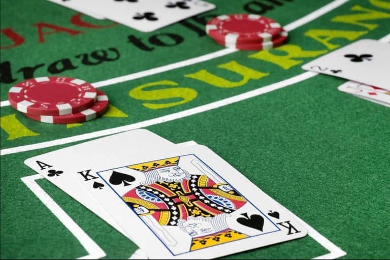 স্মার্টফোনে জেম সেভিয়র গেম খেলার দৃশ্য – win 41